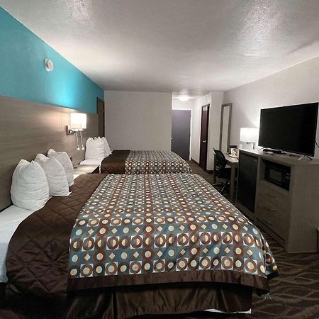 Hotel Baymont By Wyndham Bellevue - Omaha Esterno foto
