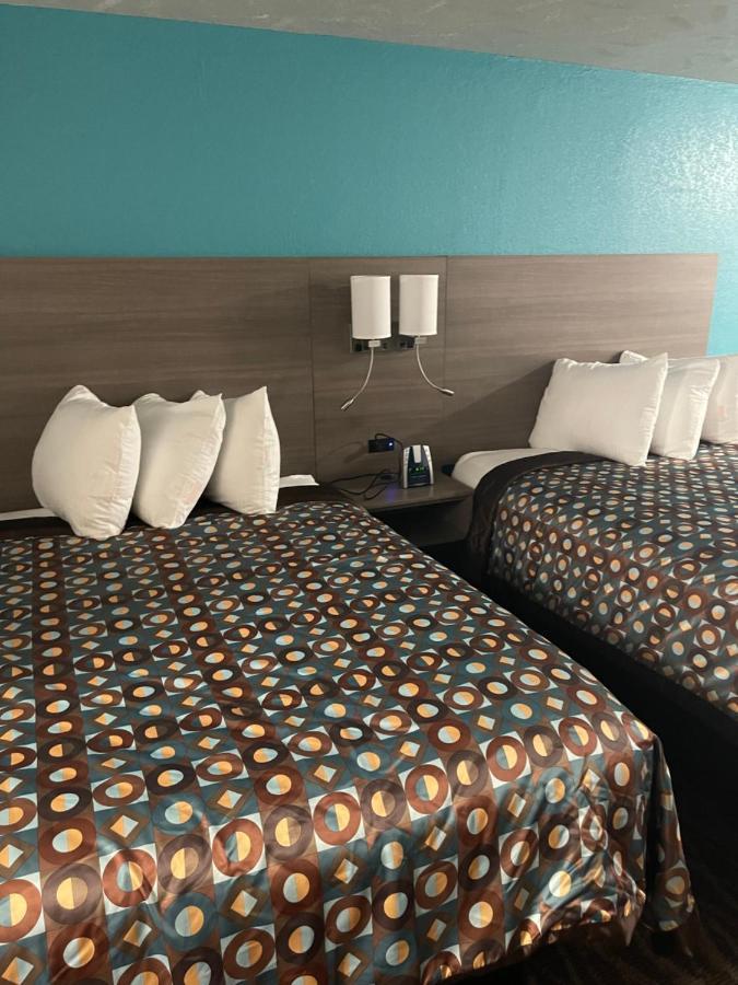 Hotel Baymont By Wyndham Bellevue - Omaha Esterno foto