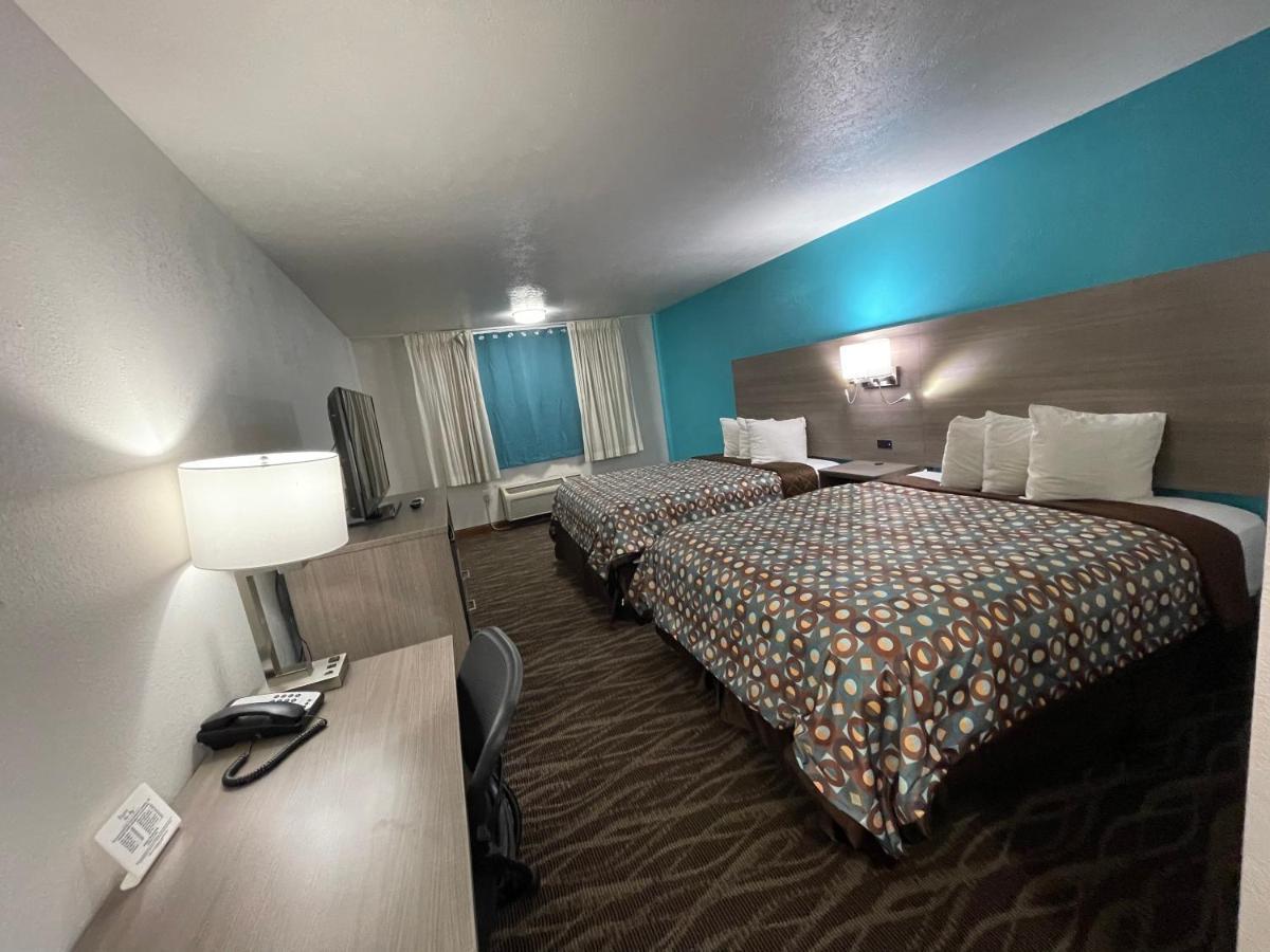 Hotel Baymont By Wyndham Bellevue - Omaha Esterno foto