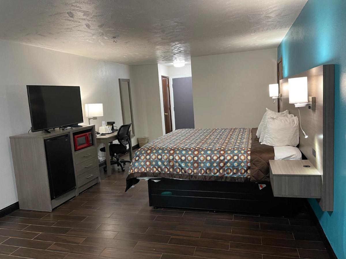 Hotel Baymont By Wyndham Bellevue - Omaha Esterno foto